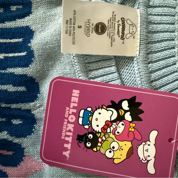 Sanrio Cinnamoroll Light Blue Sweater - Picture 3 of 3